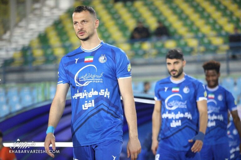 اولین گلزن استقلال از همراهی آبی پوشان محروم شد