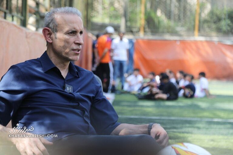 یحیی گل محمدی: سردار رویانیان اسطوره پرسپولیس است!