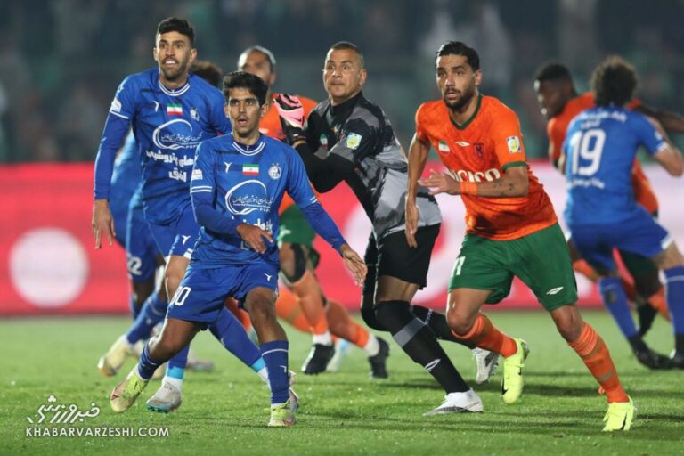 پوستر استقلال برای بازی مس رفسنجان
