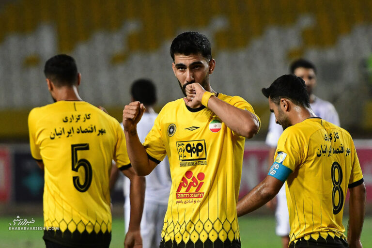 گل سپاهان با درخواست داور جنجالی مردود شد