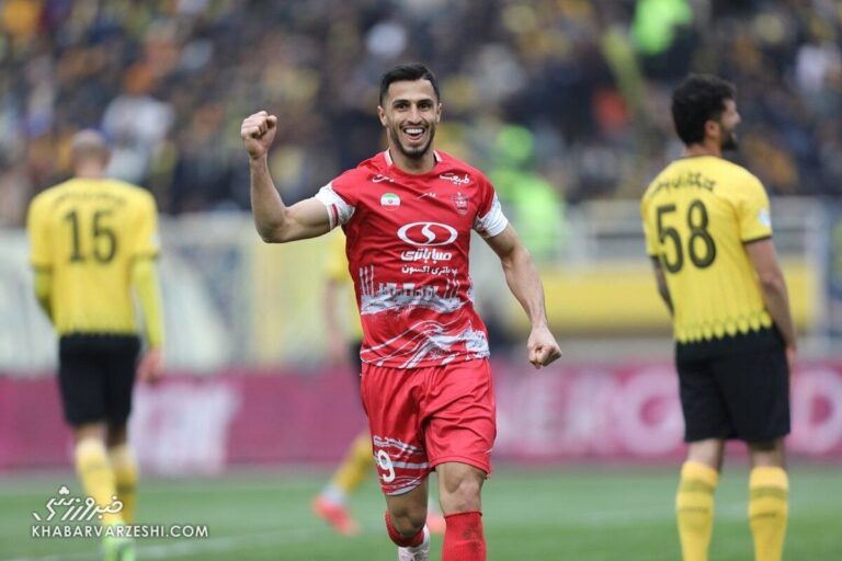 همه پرسپولیس پشت علی علیپور؛ نبرد آقای گلی ادامه دارد