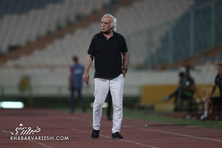 پسر سرمربی اسبق استقلال، استقلالی شد!