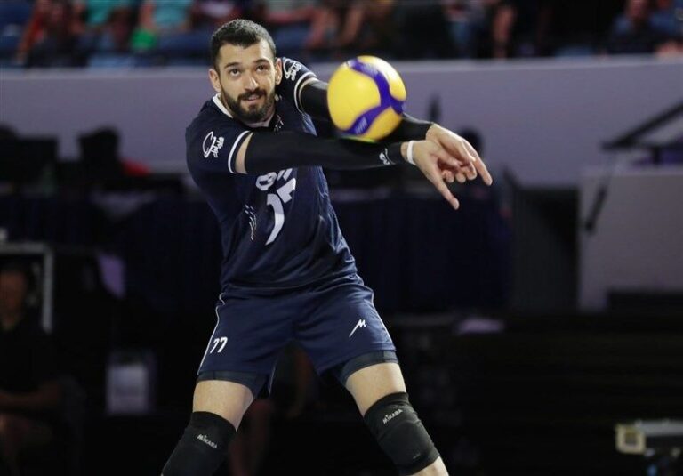 باور رفتن صابر کاظمی هنوز برایم سخت است/ قهرمانی را به او تقدیم می‌کنم