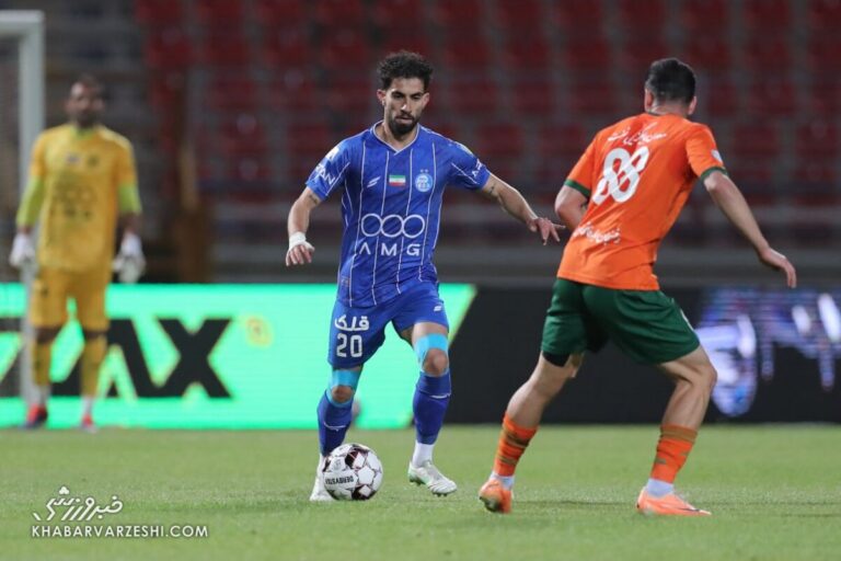 بازارگرمی عجیب ستاره استقلال با اسم پرسپولیس