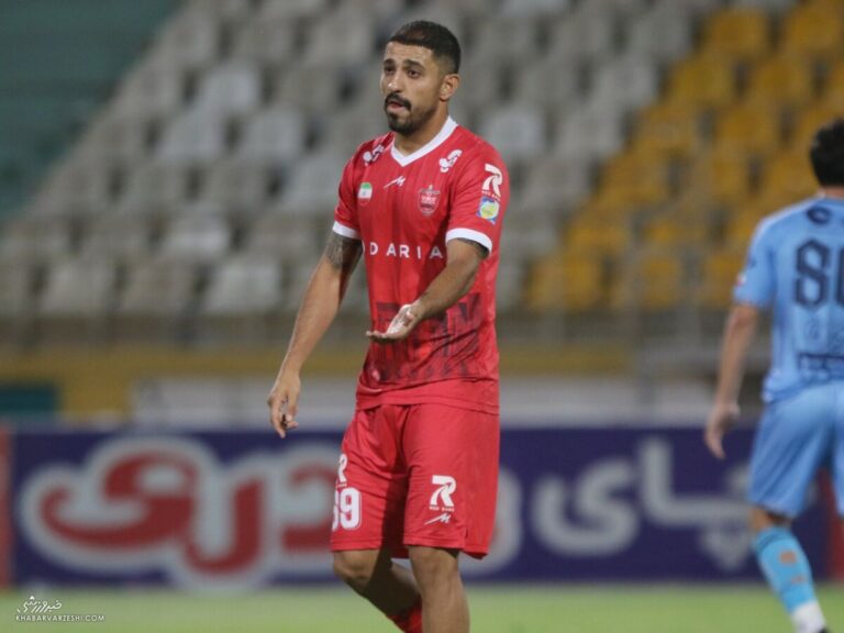 وینگر پرسپولیس جدا شد/ فسخ غیرمنتظره برای انتخاب تیم جدید
