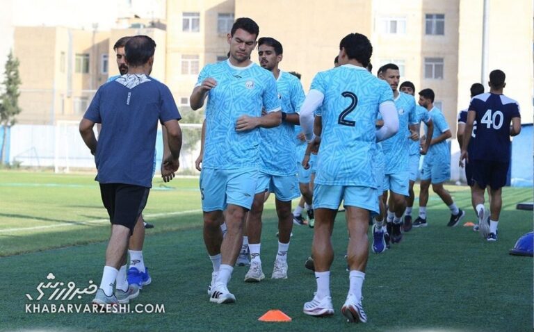 بختیاری‌زاده با ستاره‌های جوان به جنگ بحران می‌رود؛ رونمایی سهراب از نسل جدید استقلال