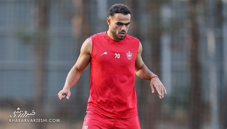 نسخه شفابخش تارتار برای اورونوف در پرسپولیس