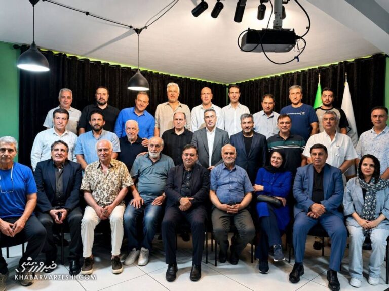جشن ستاره دوم استقلال؛ قهرمانان آسیا دوباره کنار هم جمع شدند +تصاویر