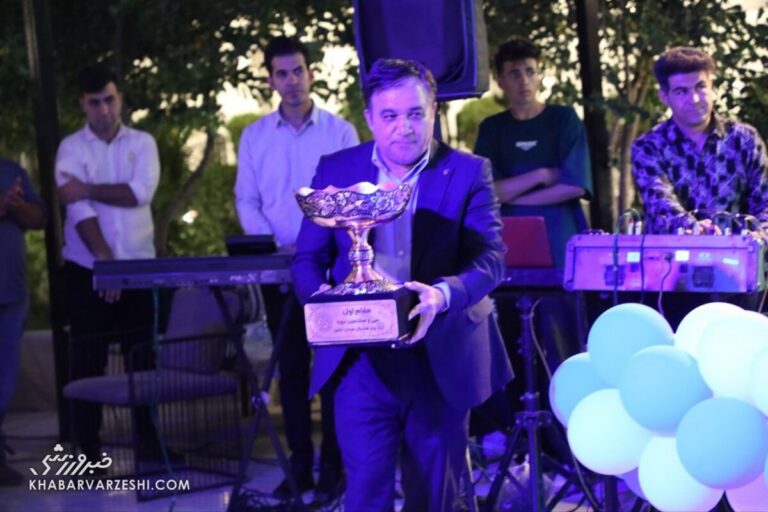 کنایه تاجرنیا به پرسپولیس: مثل آفسایدی که قهرمانی را از استقلال گرفت