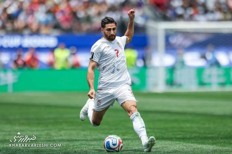 ستاره پرسپولیس به جهانبخش گفت سرخپوش نشود!