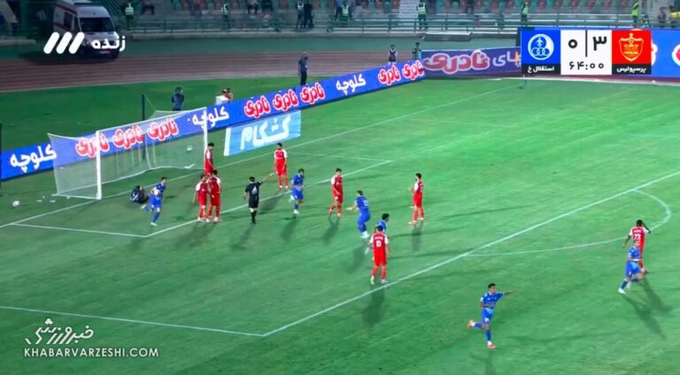ویدیو| گل به خودی پیام نیازمند/ گل اول استقلال خوزستان به پرسپولیس