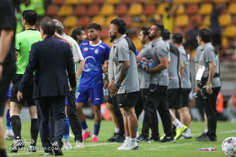 حمله مدیر استقلال به فدراسیون فوتبال: فقط بلدید بازی‌ها را بدون تماشاگر کنید/ وقتی تماشاگران ما را کتک زدند، شما کجا بودید؟