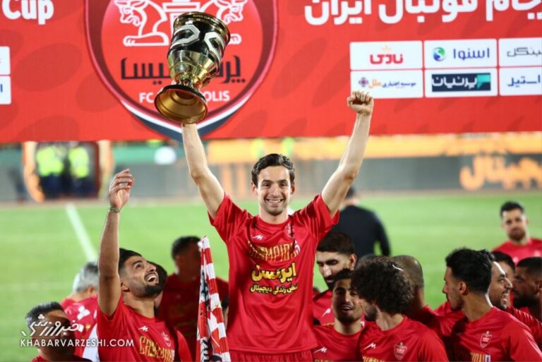 پایان یک ماجراجویی؛ گولسیانی با ۴ جام و گل قهرمانی رفت/ از قلب دفاع تا قلب تاریخ پرسپولیس +جدول