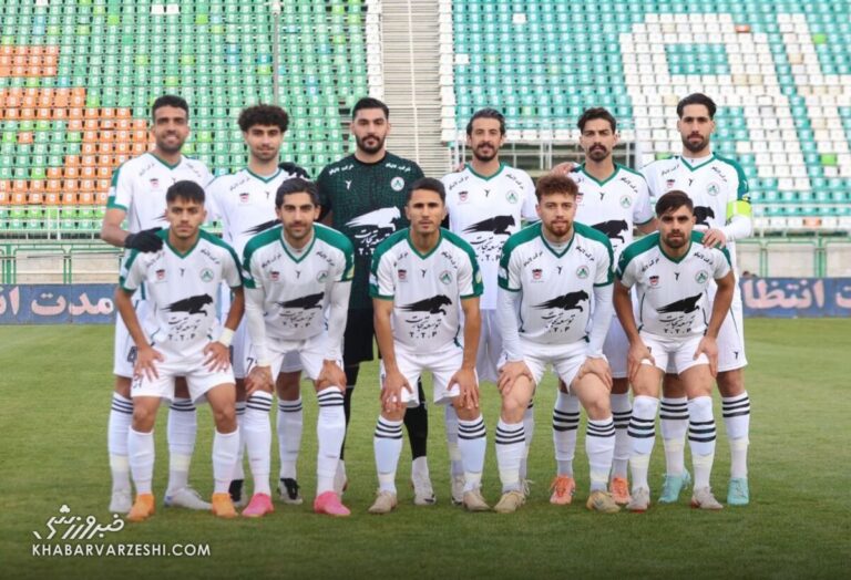 ذوب آهن پای برج میلاد در انتظار پرسپولیس +عکس