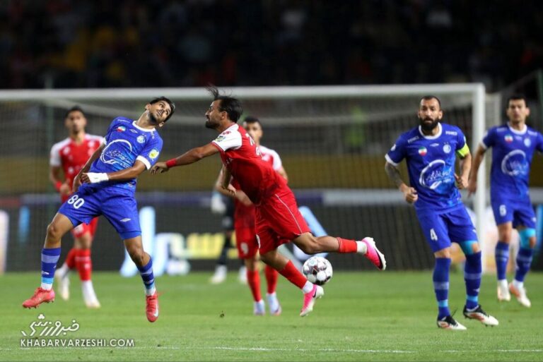 وسط دربی در تلویزیون حرف از تراکتور هم بود