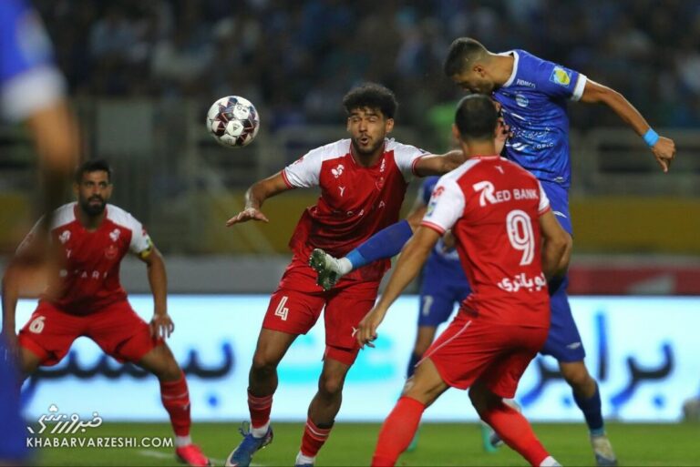 استقلال در جدول از پرسپولیس عقب افتاد چون دو بار باخته است