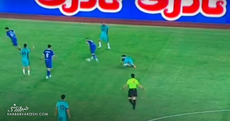 ویدیو| اعتراض پیکان به داوری بازی با استقلال: تمام این صحنه‌ها از نظرش خطا نبود!