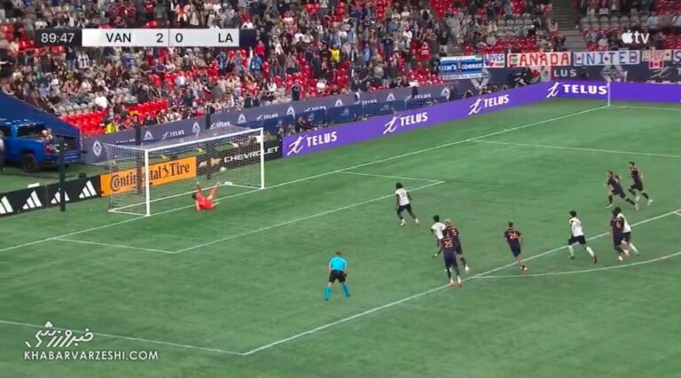 ویدیو| پنالتی نه به تور خورد نه به تیر ولی گل شد؛ اتفاق جالب در MLS